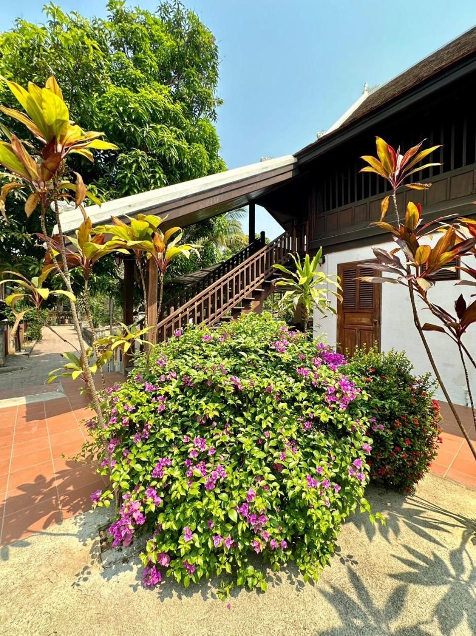 Residence Boutique Hotel Luang Prabang Luaran gambar