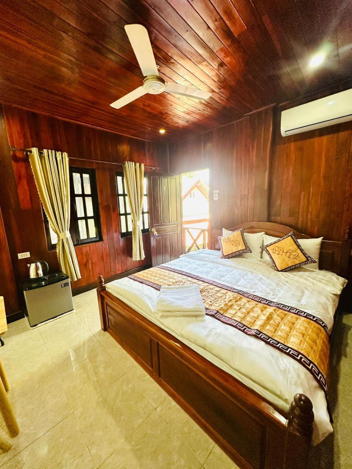 Residence Boutique Hotel Luang Prabang Luaran gambar